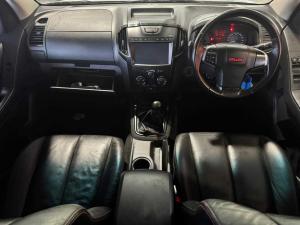 Isuzu D-MAX 250 HO X-RIDER D/C - Image 9
