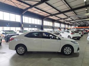 Toyota Corolla Quest Plus 1.8 CVT - Image 4