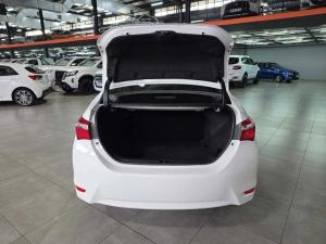 Toyota Corolla Quest Plus 1.8 CVT - Image 8