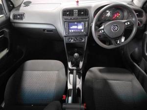 Volkswagen Polo Vivo 1.4 Comfortline - Image 11