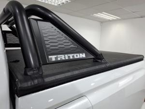 Mitsubishi Triton 2.4DI-D double cab GLS auto - Image 5