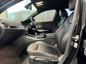 BMW 3 Series 318i - Image 12