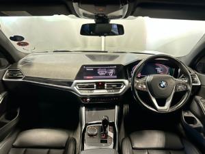 BMW 3 Series 318i - Image 14
