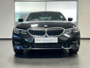 BMW 3 Series 318i - Image 3