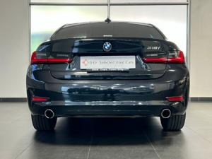 BMW 3 Series 318i - Image 9