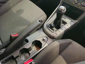 Volkswagen Polo hatch 1.0TSI Trendline - Image 10