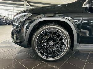 Mercedes-Benz GLA GLA200 Progressive - Image 11