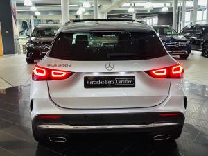 Mercedes-Benz GLA GLA200d - Image 8