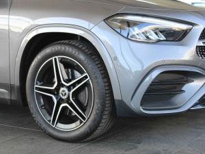 Mercedes-Benz GLA GLA200d Progressive - Image 5