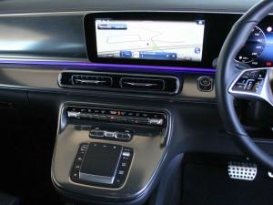 Mercedes-Benz V-Class V300d Exclusive - Image 13