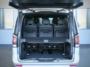 Mercedes-Benz V-Class V300d Exclusive - Image 9