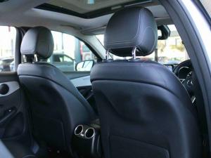 Mercedes-Benz GLC GLC220d 4Matic - Image 18