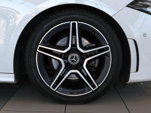 Mercedes-Benz A-Class A200 sedan AMG Line - Image 22