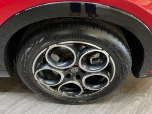 Alfa Romeo Tonale 1.5T Hybrid Ti - Image 5