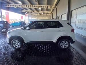 Hyundai Venue 1.0T Motion auto - Image 11