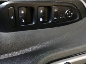 Hyundai Venue 1.0T Motion auto - Image 24