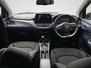 Toyota Starlet 1.5 XR manual - Image 6