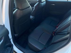Toyota Corolla Cross 1.8 HEV XR - Image 8
