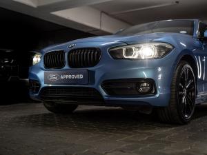 BMW 1 Series 118i 5-door Edition Sport Line Shadow auto - Image 8