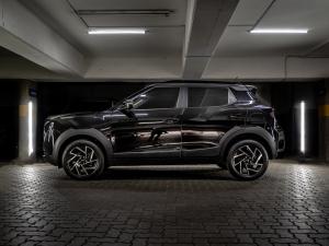 Mahindra XUV 3XO 1.2T AX7L - Image 2