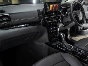 Mahindra XUV 3XO 1.2T AX7L - Image 32