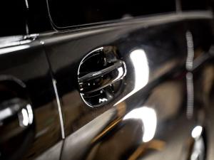 Mercedes-Benz V-Class V300d Exclusive - Image 11