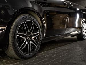 Mercedes-Benz V-Class V300d Exclusive - Image 12