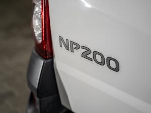 Nissan NP200 1.6i safety pack (aircon) - Image 14