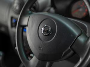Nissan NP200 1.6i safety pack (aircon) - Image 24