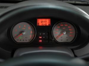 Nissan NP200 1.6i safety pack (aircon) - Image 26