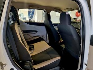 Renault Triber 1.0 Zen manual - Image 10