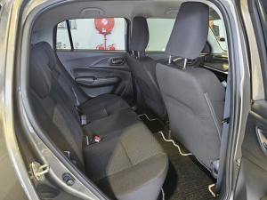 Suzuki Swift 1.2 GLX auto - Image 8