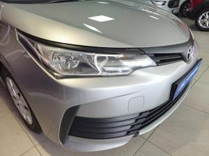 Toyota Corolla Quest 1.8 Plus manual - Image 2