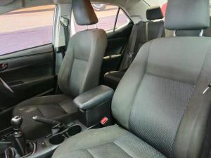 Toyota Corolla Quest 1.8 Plus manual - Image 7