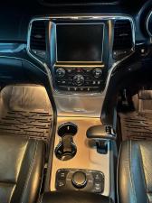Jeep Grand Cherokee 3.6L Overland - Image 8