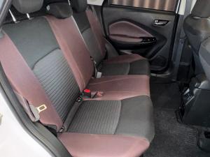 Toyota Starlet Cross 1.5 XR manual - Image 10