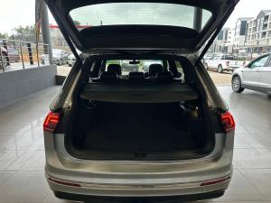 Volkswagen Tiguan Allspace 2.0TSI 4Motion Highline - Image 8