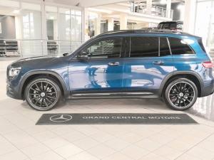 Mercedes-Benz GLB GLB250 AMG Line - Image 4