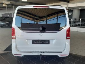 Mercedes-Benz V-Class V300d Exclusive - Image 12