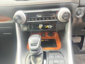 Toyota RAV4 2.0 GX-R AWD - Image 16