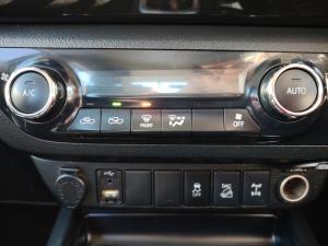Toyota Hilux 2.8GD-6 double cab 4x4 Raider auto - Image 17