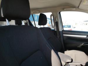 Toyota Hilux 2.8GD-6 double cab 4x4 Raider auto - Image 18