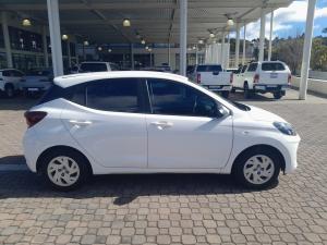 Hyundai Grand i10 1.0 Premium Cargo panel van - Image 3