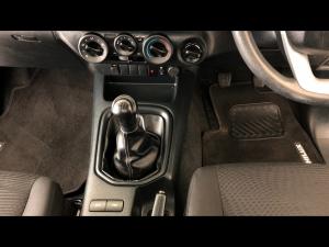 Toyota Hilux 2.4GD-6 single cab 4x4 Raider manual - Image 28