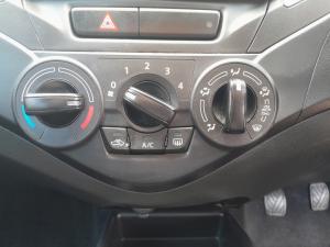 Toyota Starlet 1.4 Xi - Image 13