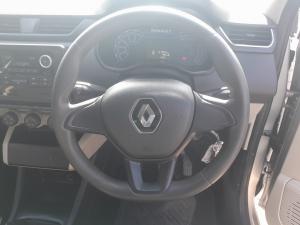 Renault Triber 1.0 Life - Image 8
