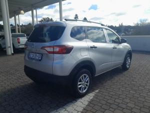 Renault Triber 1.0 Life - Image 2
