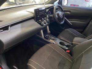 Toyota Corolla Cross 1.8 XI - Image 6