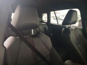 Toyota Corolla Cross 1.8 XR - Image 18