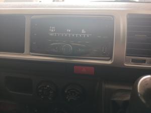 Toyota Quantum Hiace 2.5 D-4D 14 Seat - Image 12
